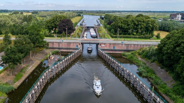 Wilhelminasluis bij Andel gestremd door technisch defect: herstel duurt zes maanden