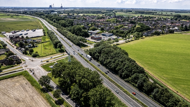 Rijkswaterstaat geeft uitleg over verbetering van A27: werk in Altena begint na 2025