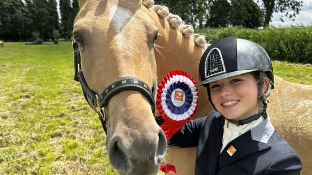 Zusjes Geuze uit Werkendam naar Hippiade 2024