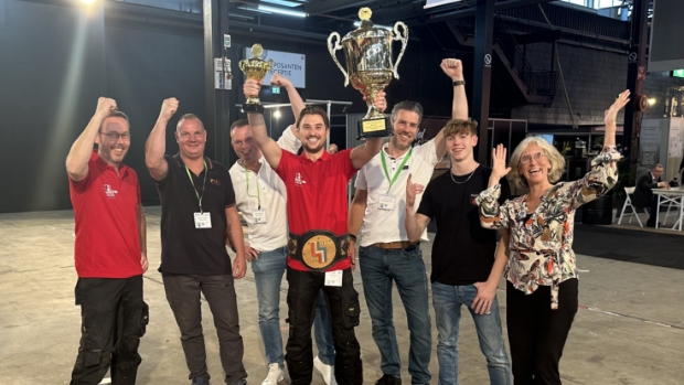 Parketteur uit Dussen wint Nederlands Kampioenschap Parketleggen