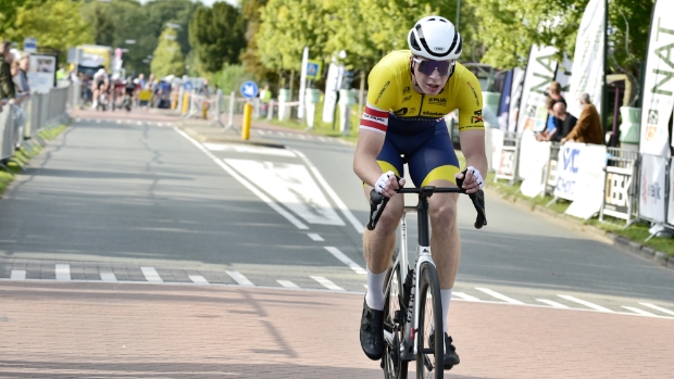 Joas Houweling onverslaanbaar in Ronde van Giessen, Sanne van Heel wint dameswedstrijd